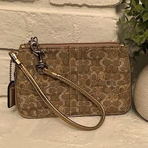 Vintage wristlet - EUC